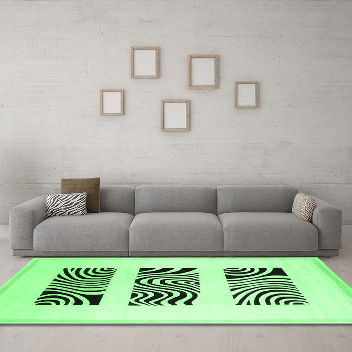 Machine Washable Solid Emerald Green Modern Area Rugs in a Living Room,, wshcon1304emgrn