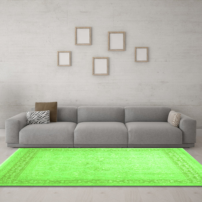 Machine Washable Abstract Green Contemporary Area Rugs in a Living Room,, wshcon1308grn