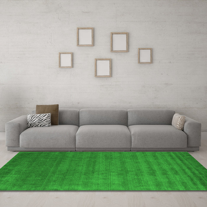 Machine Washable Abstract Green Contemporary Area Rugs in a Living Room,, wshcon1309grn