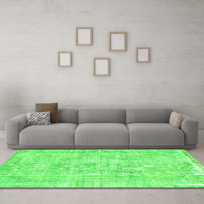 Machine Washable Abstract Green Contemporary Area Rugs in a Living Room,, wshcon1310grn