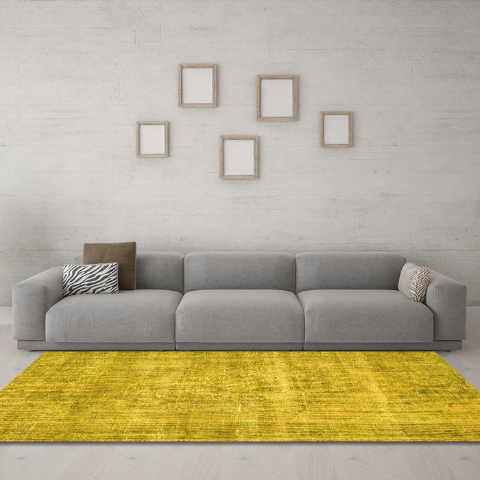 Machine Washable Abstract Yellow Contemporary Rug in a Living Room, wshcon1313yw