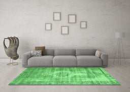 Machine Washable Abstract Emerald Green Contemporary Area Rugs in a Living Room,, wshcon1314emgrn