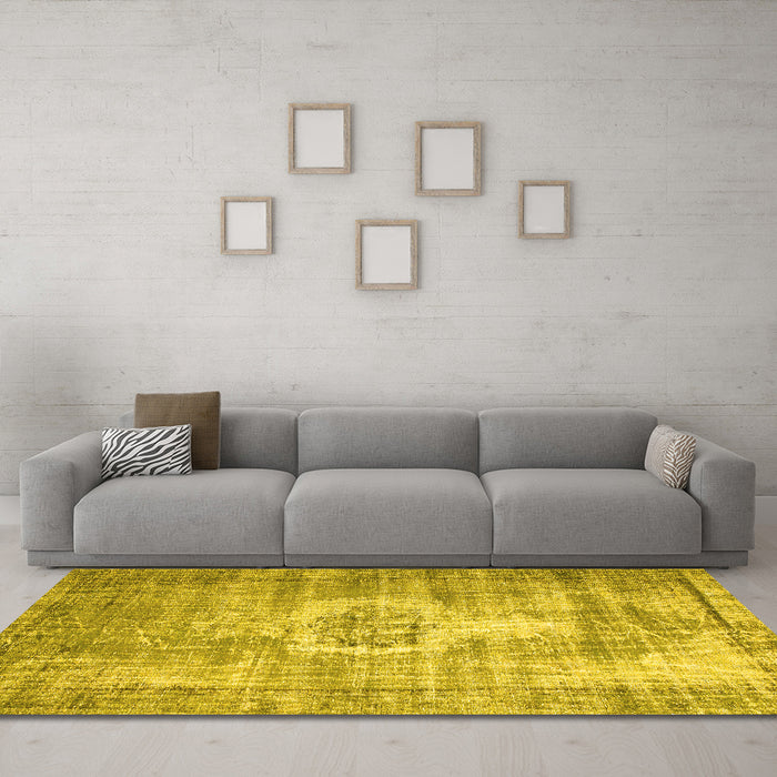 Machine Washable Abstract Yellow Contemporary Rug in a Living Room, wshcon1314yw