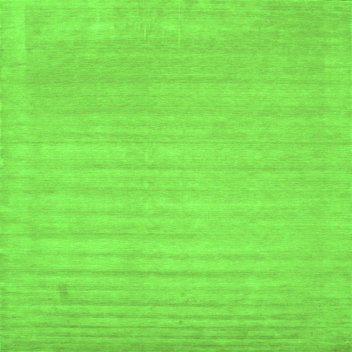 Serging Thickness of Solid Green Modern Rug, con131grn