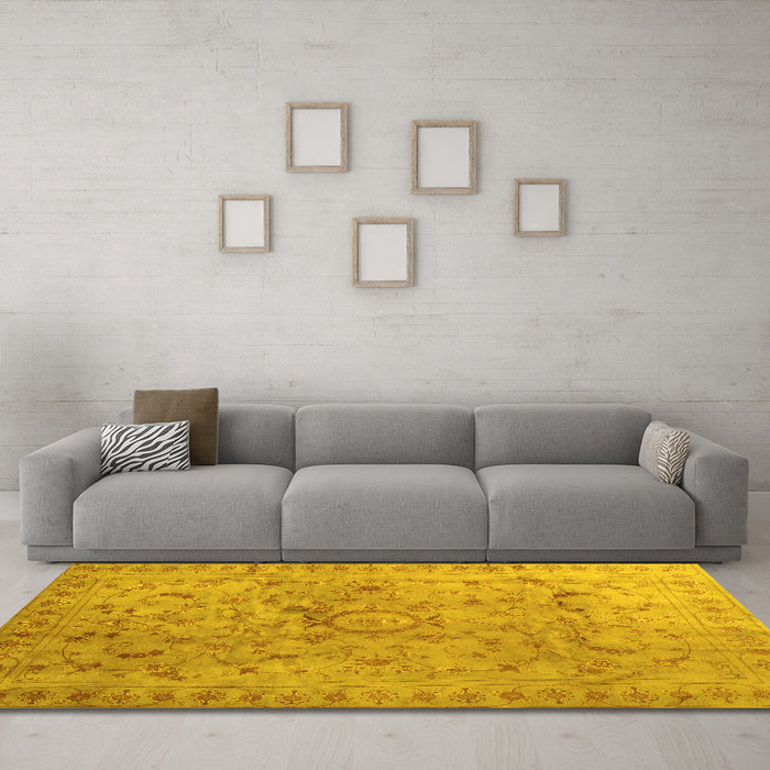 Machine Washable Abstract Yellow Contemporary Rug in a Living Room, wshcon1322yw
