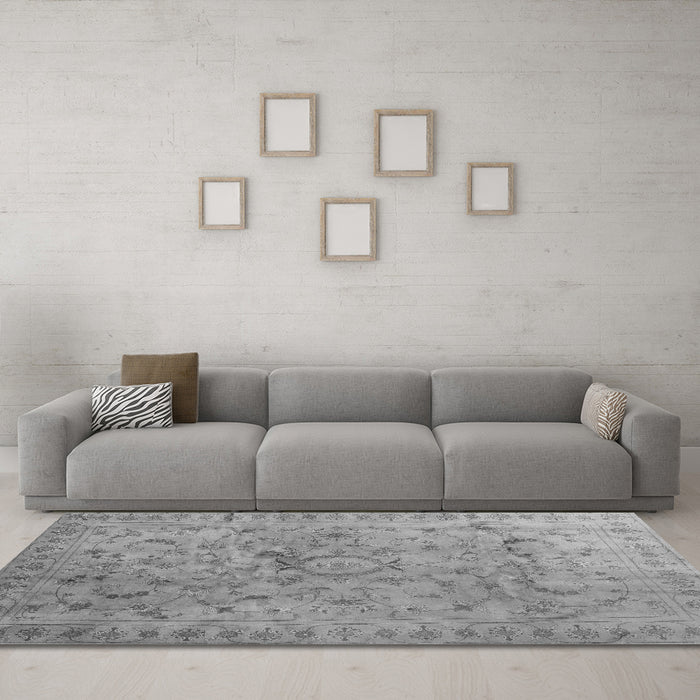 Machine Washable Abstract Gray Contemporary Rug in a Living Room,, wshcon1322gry
