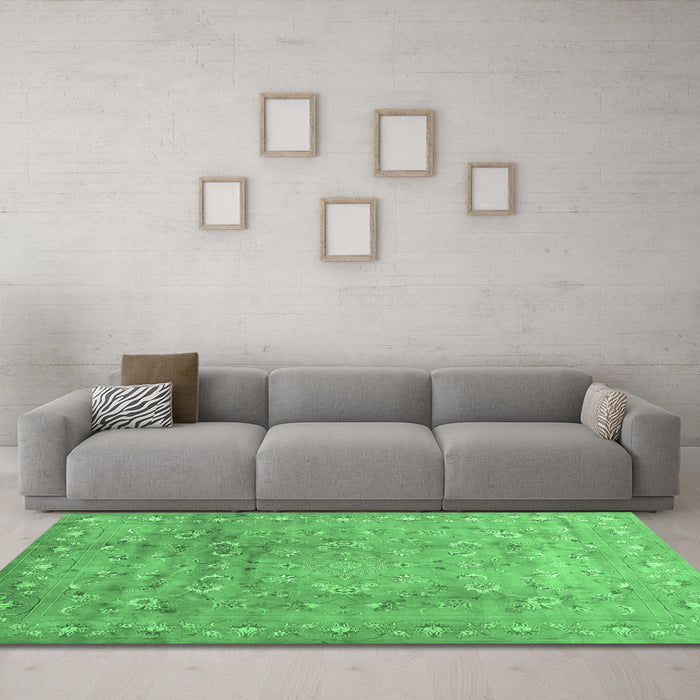 Machine Washable Abstract Emerald Green Contemporary Area Rugs in a Living Room,, wshcon1325emgrn
