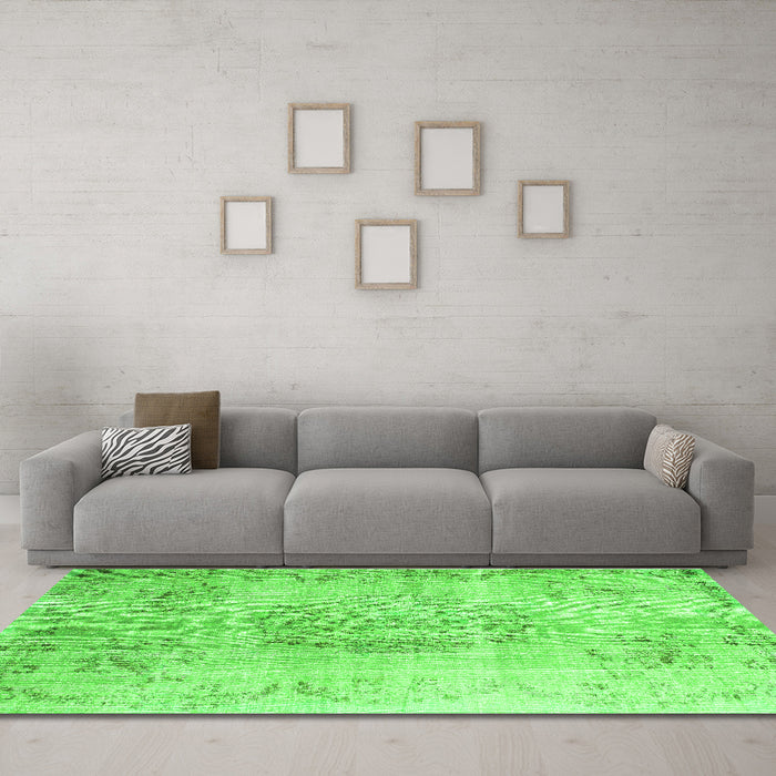 Machine Washable Abstract Green Contemporary Area Rugs in a Living Room,, wshcon1329grn