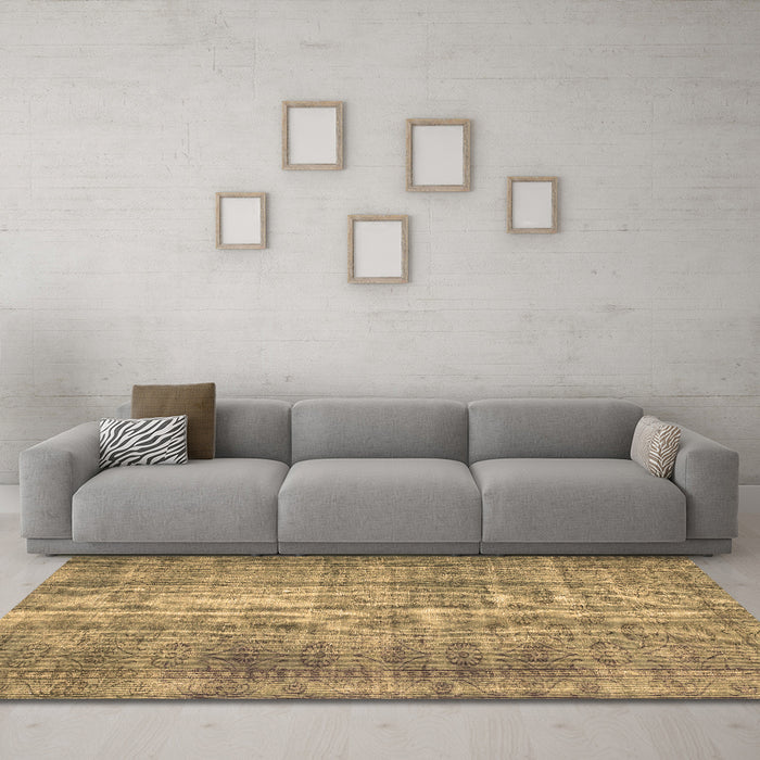 Machine Washable Abstract Brown Contemporary Rug in a Living Room,, wshcon1332brn