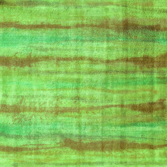 Serging Thickness of Abstract Green Contemporary Rug, con1333grn