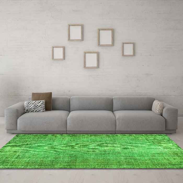 Machine Washable Abstract Green Contemporary Area Rugs in a Living Room,, wshcon1338grn