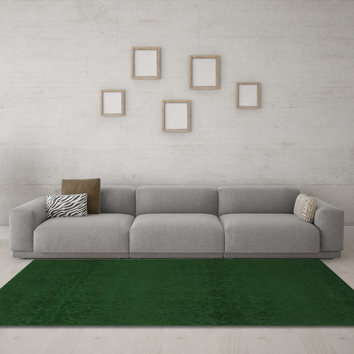 Machine Washable Abstract Emerald Green Contemporary Area Rugs in a Living Room,, wshcon133emgrn