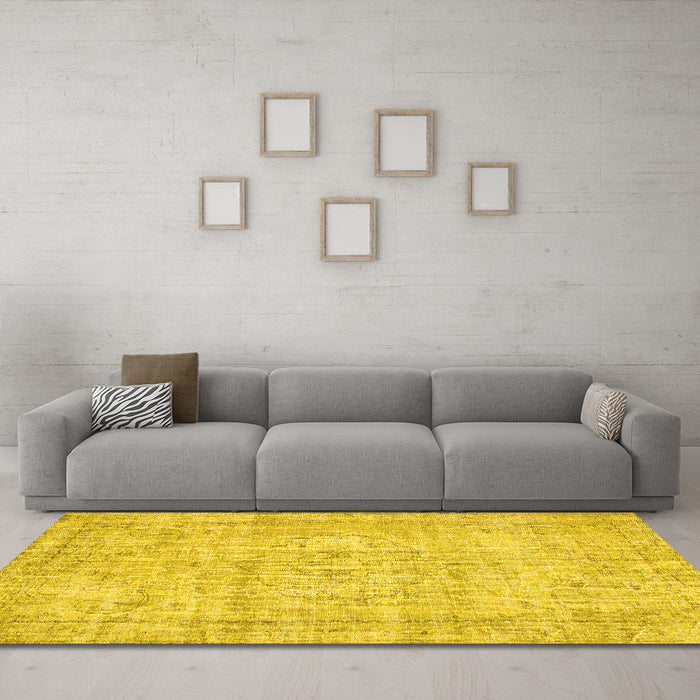 Machine Washable Abstract Yellow Contemporary Rug in a Living Room, wshcon1341yw