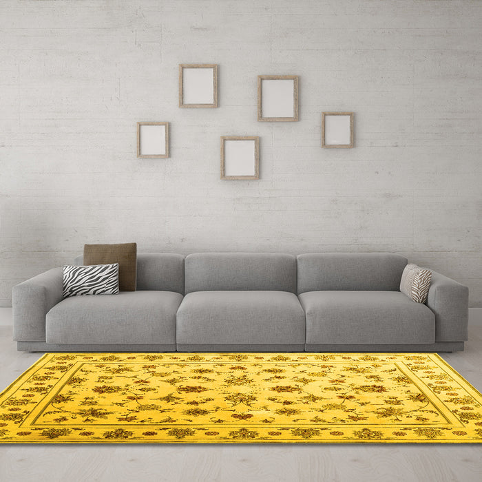 Machine Washable Persian Yellow Traditional Rug in a Living Room, wshcon1344yw