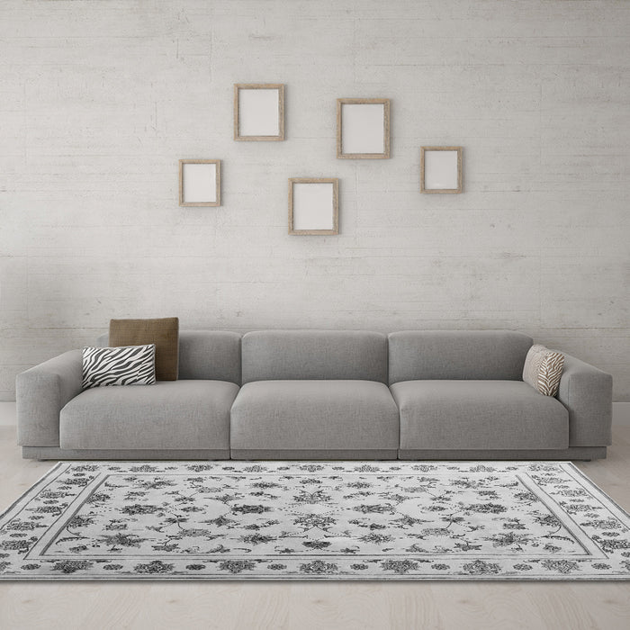 Machine Washable Persian Gray Traditional Rug in a Living Room,, wshcon1344gry