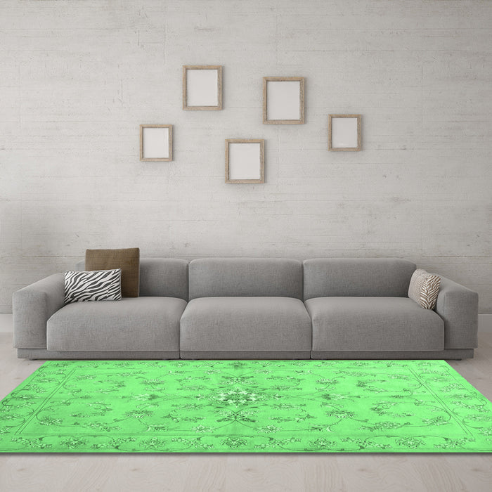 Machine Washable Abstract Emerald Green Contemporary Area Rugs in a Living Room,, wshcon1347emgrn