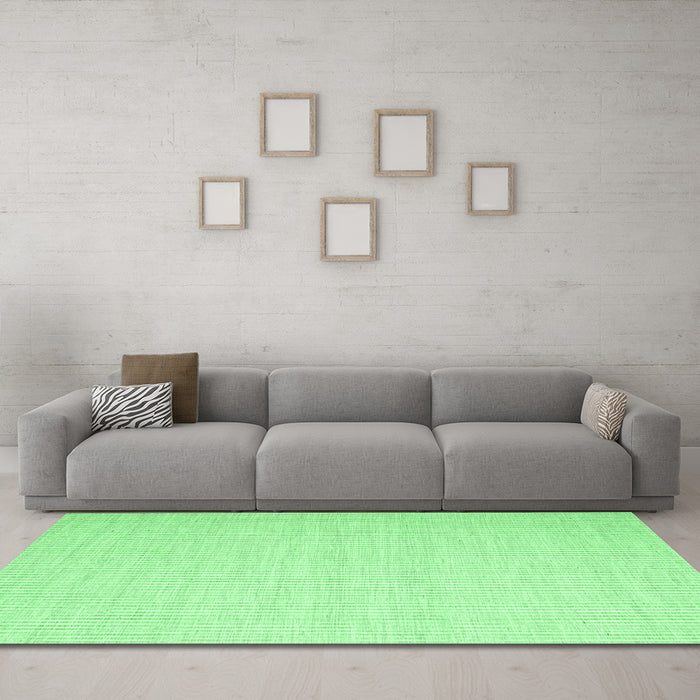 Machine Washable Abstract Emerald Green Contemporary Area Rugs in a Living Room,, wshcon1358emgrn