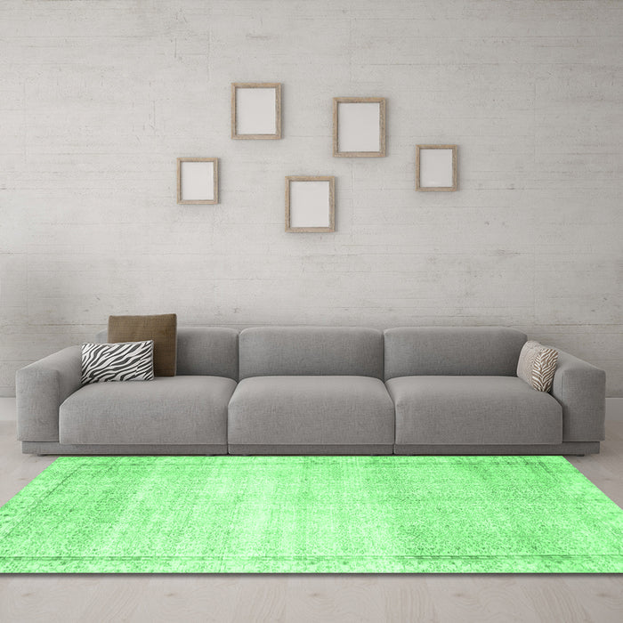 Machine Washable Abstract Emerald Green Contemporary Area Rugs in a Living Room,, wshcon1367emgrn