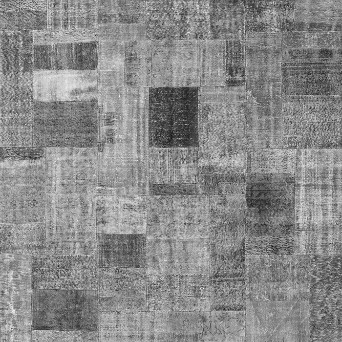 Serging Thickness of Machine Washable Patchwork Gray Transitional Rug, wshcon1378gry