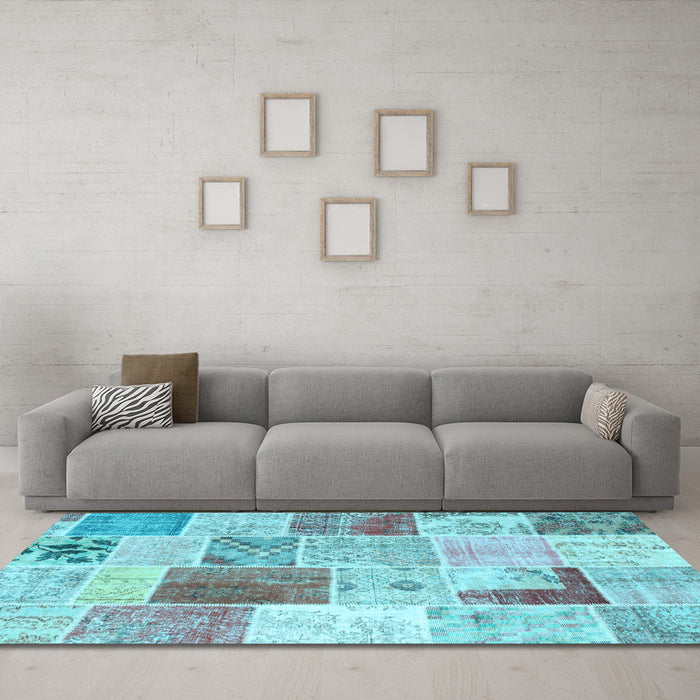 Machine Washable Patchwork Light Blue Transitional Rug in a Living Room, wshcon1380lblu