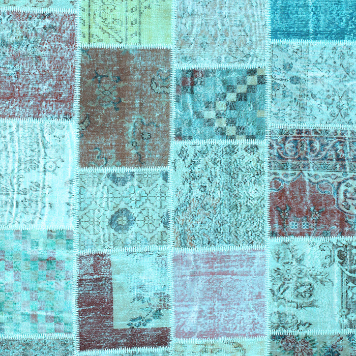 Patchwork Light Blue Transitional Rug, con1380lblu