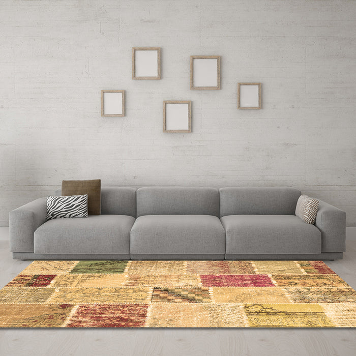 Machine Washable Patchwork Brown Transitional Rug in a Living Room,, wshcon1382brn