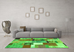 Machine Washable Patchwork Green Transitional Area Rugs in a Living Room,, wshcon1385grn