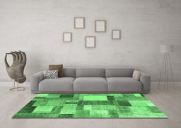 Machine Washable Patchwork Emerald Green Transitional Area Rugs in a Living Room,, wshcon1386emgrn