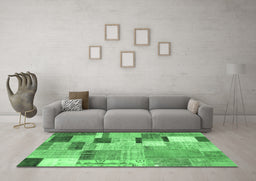 Machine Washable Patchwork Emerald Green Transitional Area Rugs in a Living Room,, wshcon1388emgrn