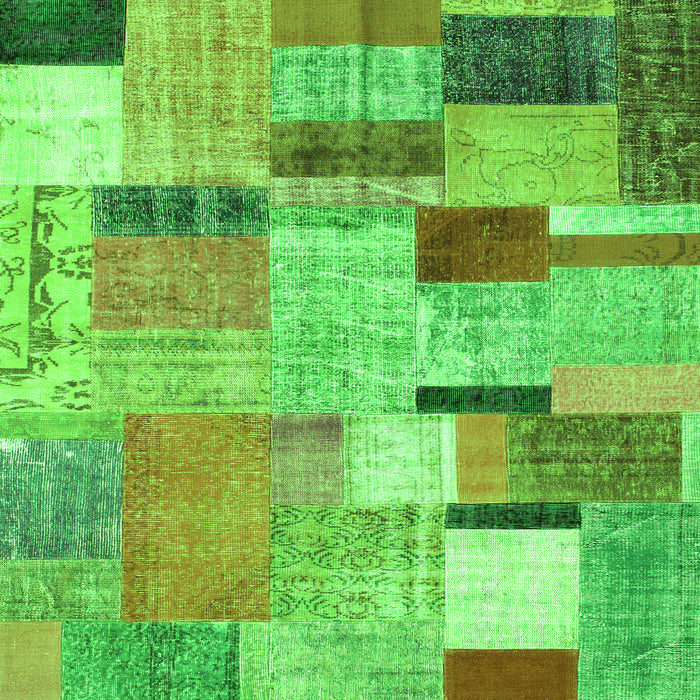 Serging Thickness of Patchwork Green Transitional Rug, con1388grn