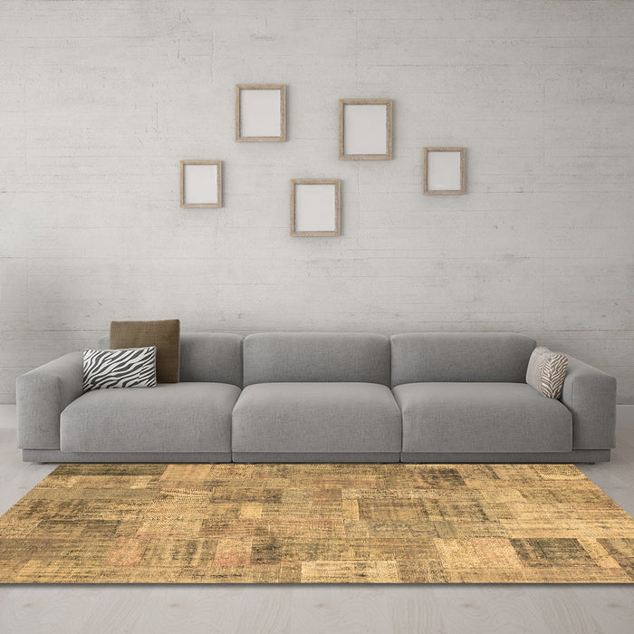 Machine Washable Patchwork Brown Transitional Rug in a Living Room,, wshcon1392brn