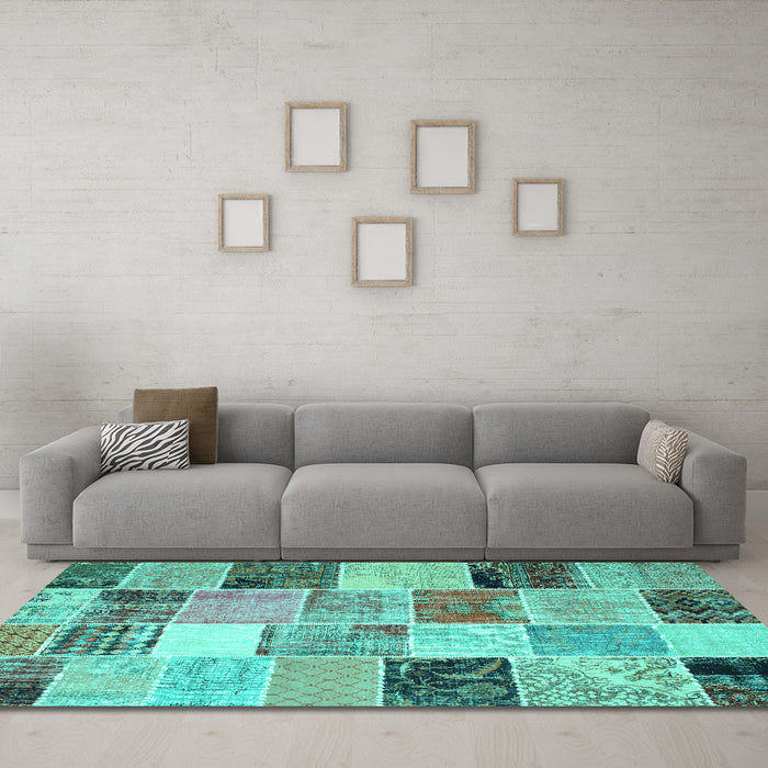 Machine Washable Patchwork Turquoise Transitional Area Rugs in a Living Room,, wshcon1394turq