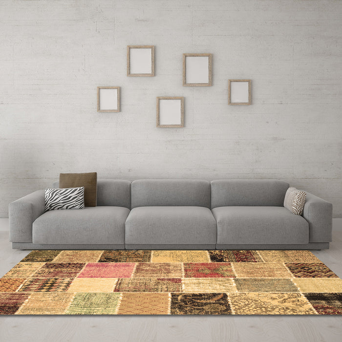 Machine Washable Patchwork Brown Transitional Rug in a Living Room,, wshcon1394brn