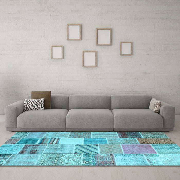 Machine Washable Patchwork Light Blue Transitional Rug in a Living Room, wshcon1395lblu
