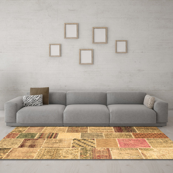 Machine Washable Patchwork Brown Transitional Rug in a Living Room,, wshcon1395brn