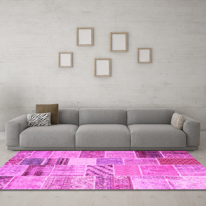 Machine Washable Patchwork Pink Transitional Rug in a Living Room, wshcon1395pnk