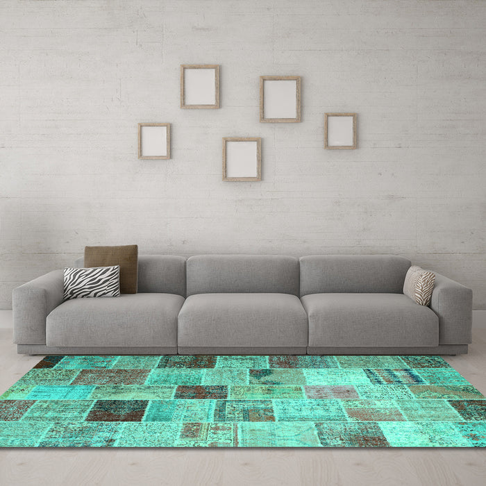 Machine Washable Patchwork Turquoise Transitional Area Rugs in a Living Room,, wshcon1396turq