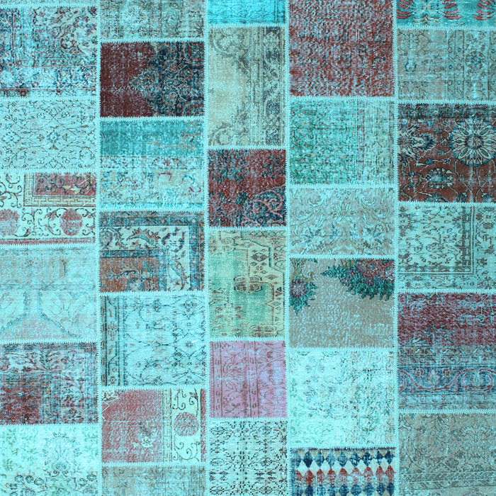 Machine Washable Patchwork Light Blue Transitional Rug, wshcon1396lblu