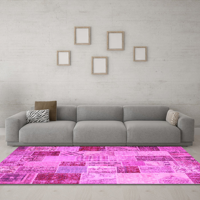 Machine Washable Patchwork Pink Transitional Rug in a Living Room, wshcon1397pnk