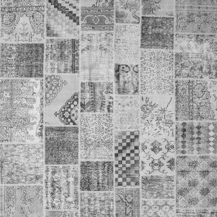 Serging Thickness of Machine Washable Patchwork Gray Transitional Rug, wshcon1398gry