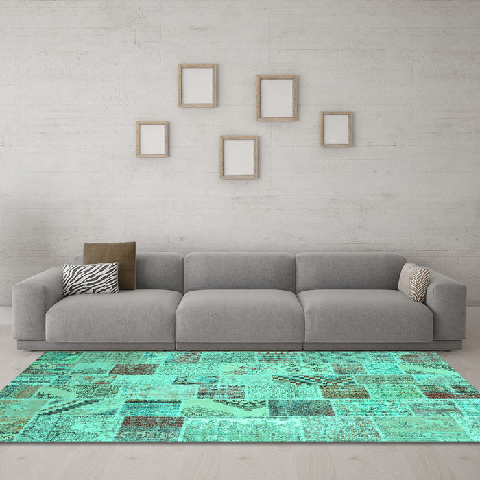 Machine Washable Patchwork Turquoise Transitional Area Rugs in a Living Room,, wshcon1398turq
