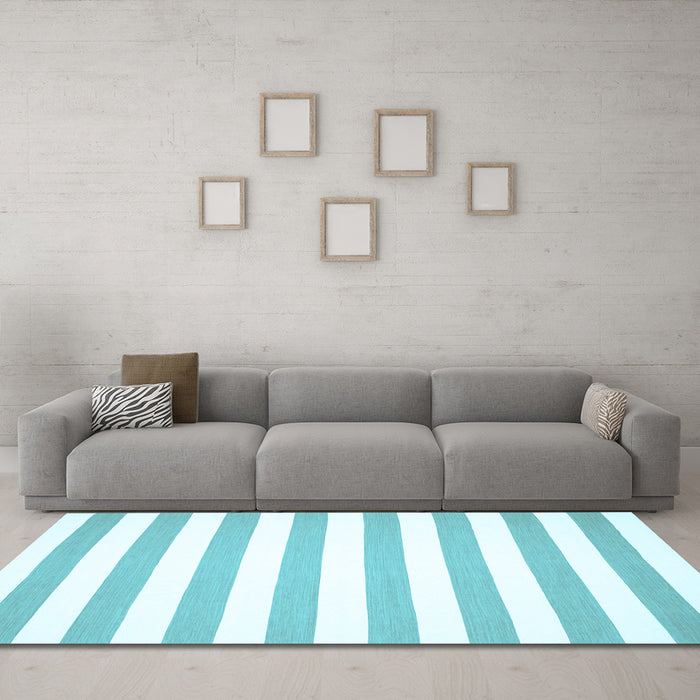 Machine Washable Solid Light Blue Modern Rug in a Living Room, wshcon13lblu
