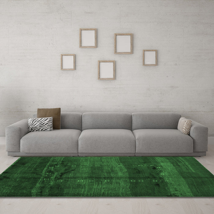 Machine Washable Abstract Emerald Green Contemporary Area Rugs in a Living Room,, wshcon1401emgrn