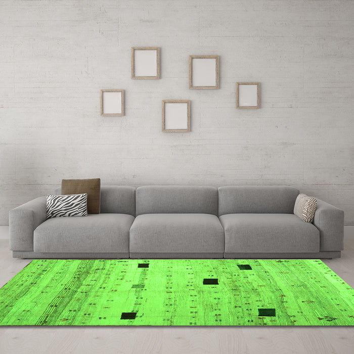 Machine Washable Abstract Green Contemporary Area Rugs in a Living Room,, wshcon1408grn