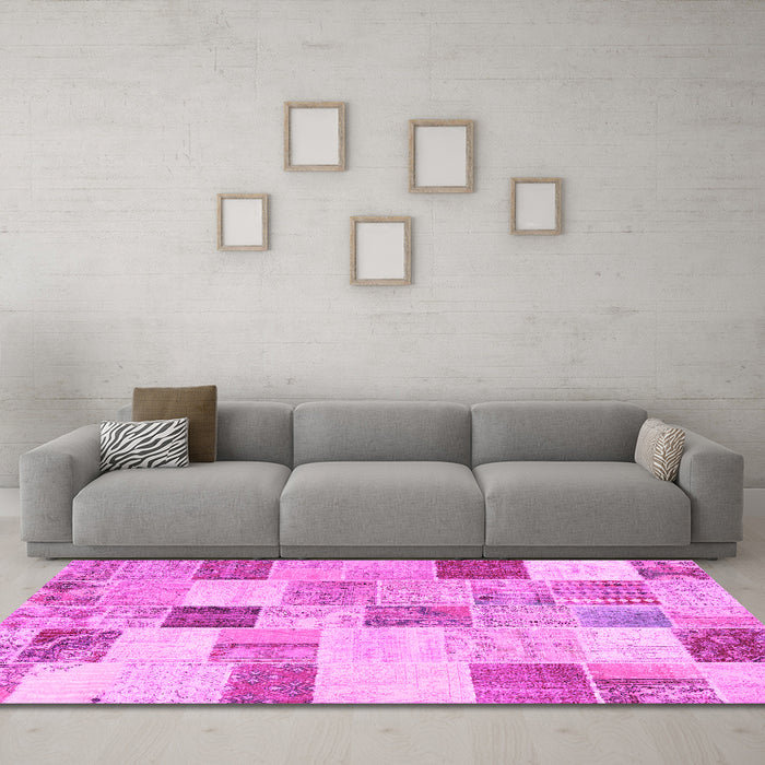 Machine Washable Patchwork Pink Transitional Rug in a Living Room, wshcon1409pnk