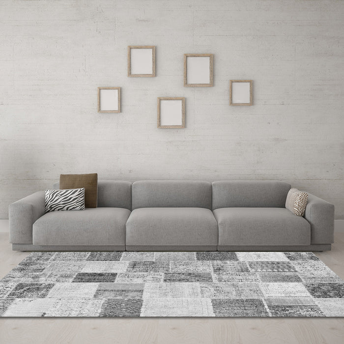 Machine Washable Patchwork Gray Transitional Rug in a Living Room,, wshcon1409gry