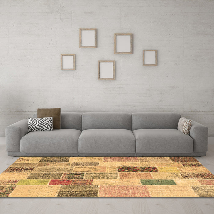 Machine Washable Patchwork Brown Transitional Rug in a Living Room,, wshcon1410brn