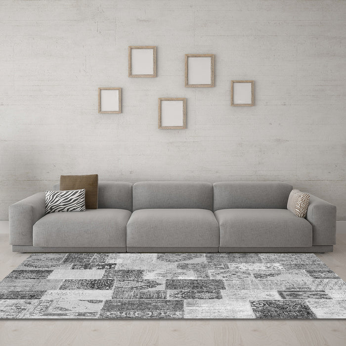 Machine Washable Patchwork Gray Transitional Rug in a Living Room,, wshcon1411gry