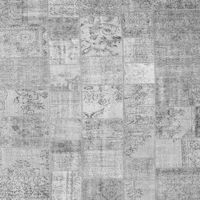 Round Machine Washable Patchwork Gray Transitional Rug, wshcon1413gry