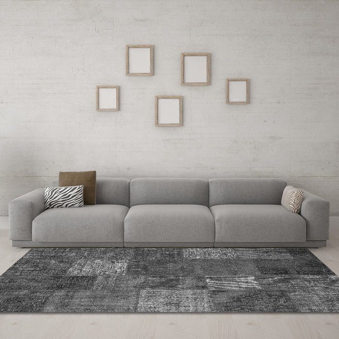 Machine Washable Patchwork Gray Transitional Rug in a Living Room,, wshcon1418gry